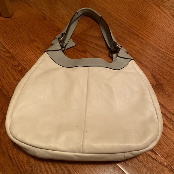 COACH SOHO LTH HOBO - Picture 2 of 9